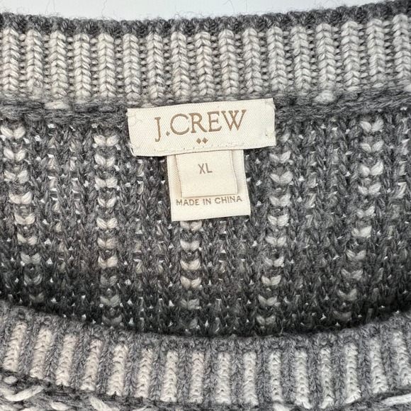 J Crew Textured‎ Chevron Pattern Sweater XL Gray White Crew Neck Long Sleeve - Picture 4 of 16